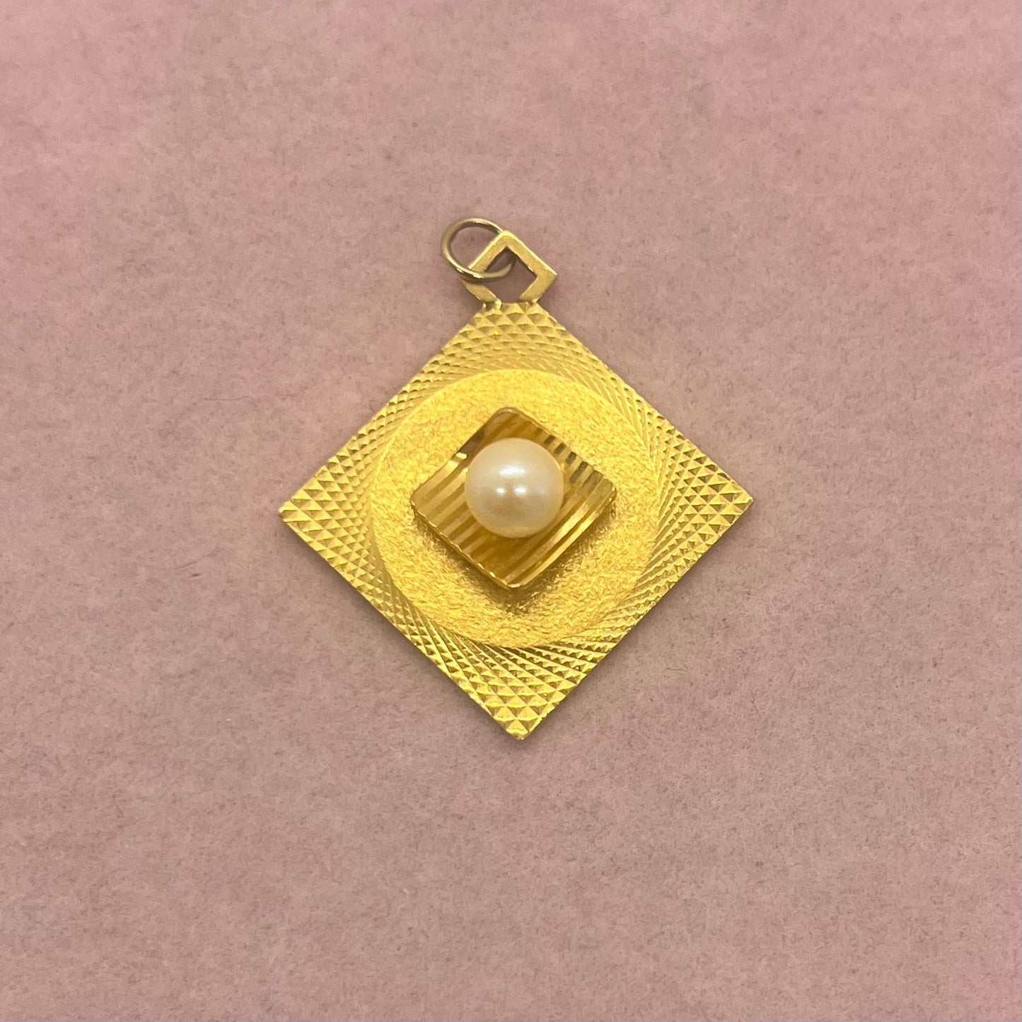 Engine Turned Pearl Pendant