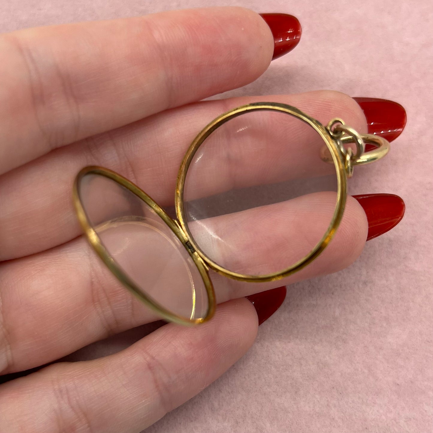 Beveled Glass Shaker Locket