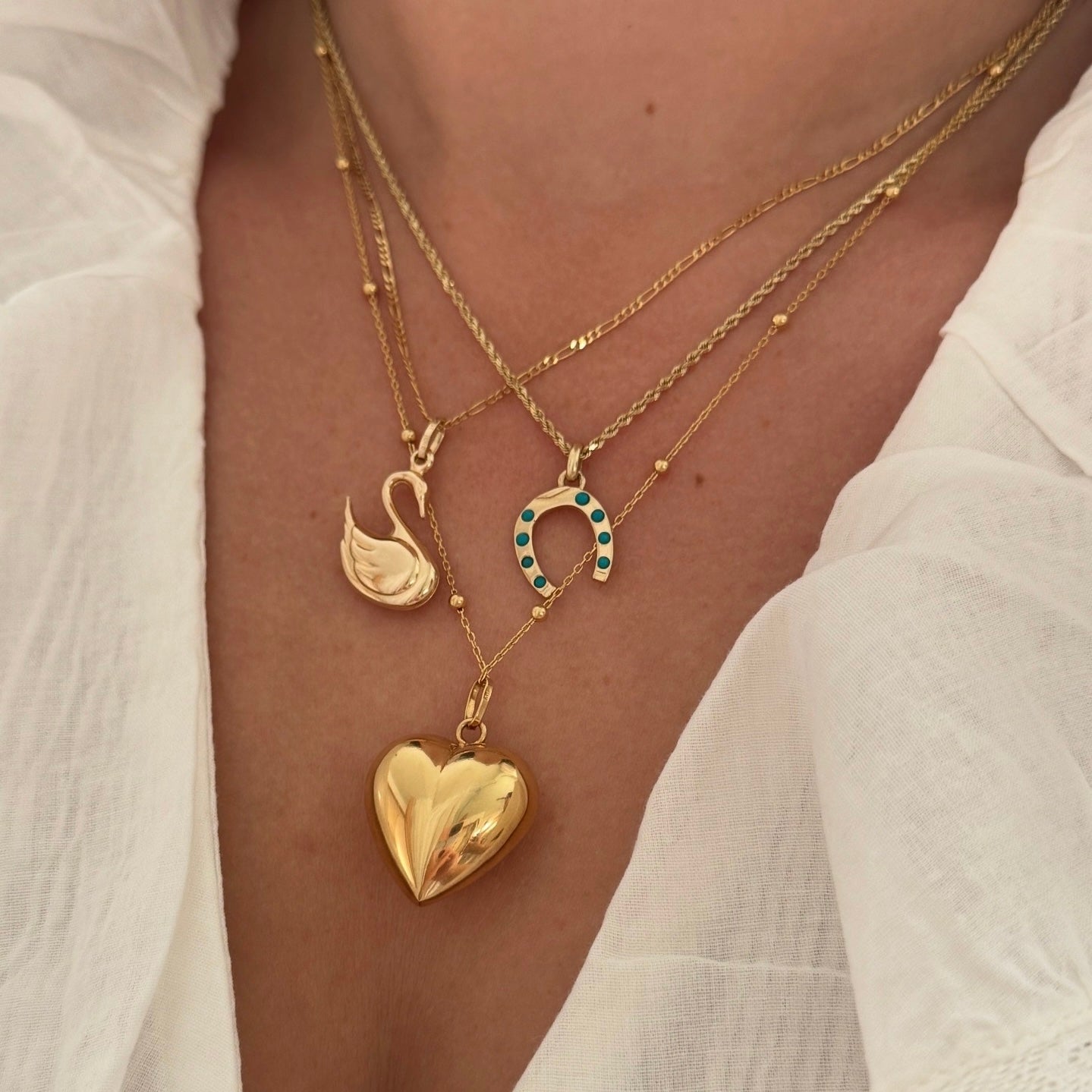 Swan Charm