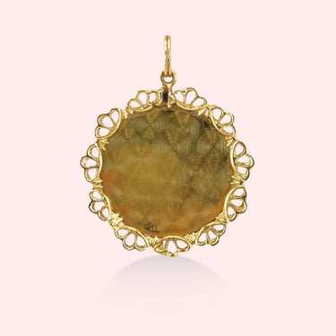 Chai Medallion with Star Details