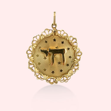 Chai Medallion with Star Details