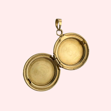 Circle Locket with Heart Engravings