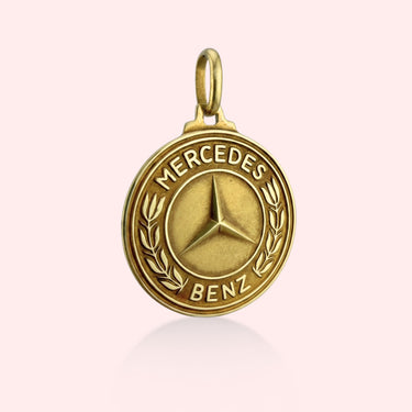 Mercedes Benz Wreath Medallion