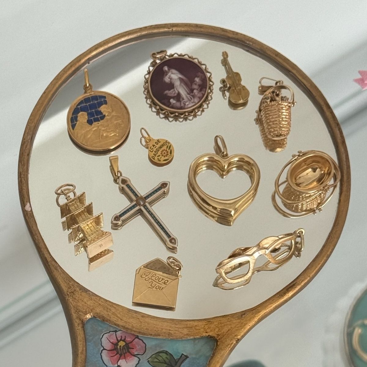 Large Articulated Basket Charm