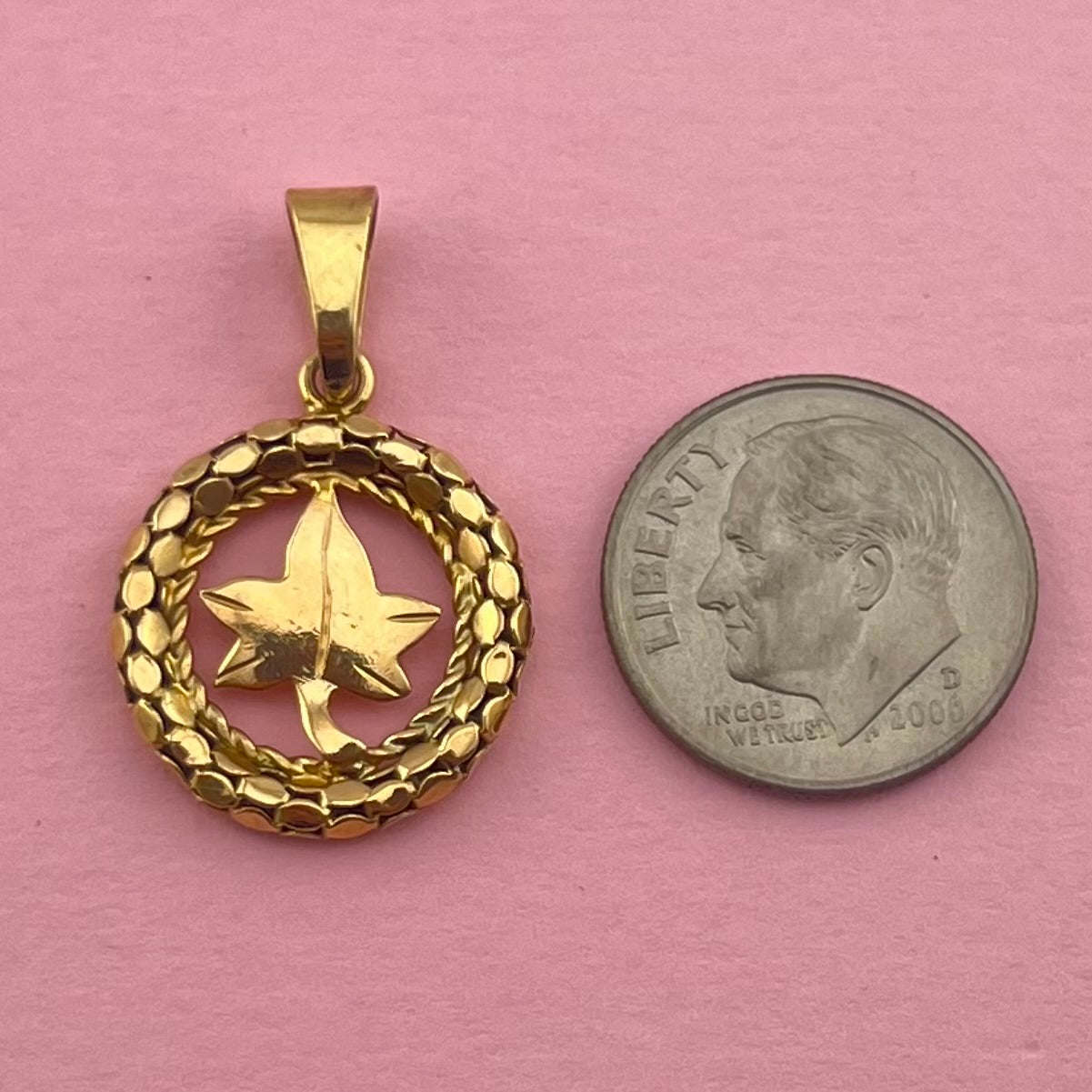 Maple Leaf Medallion
