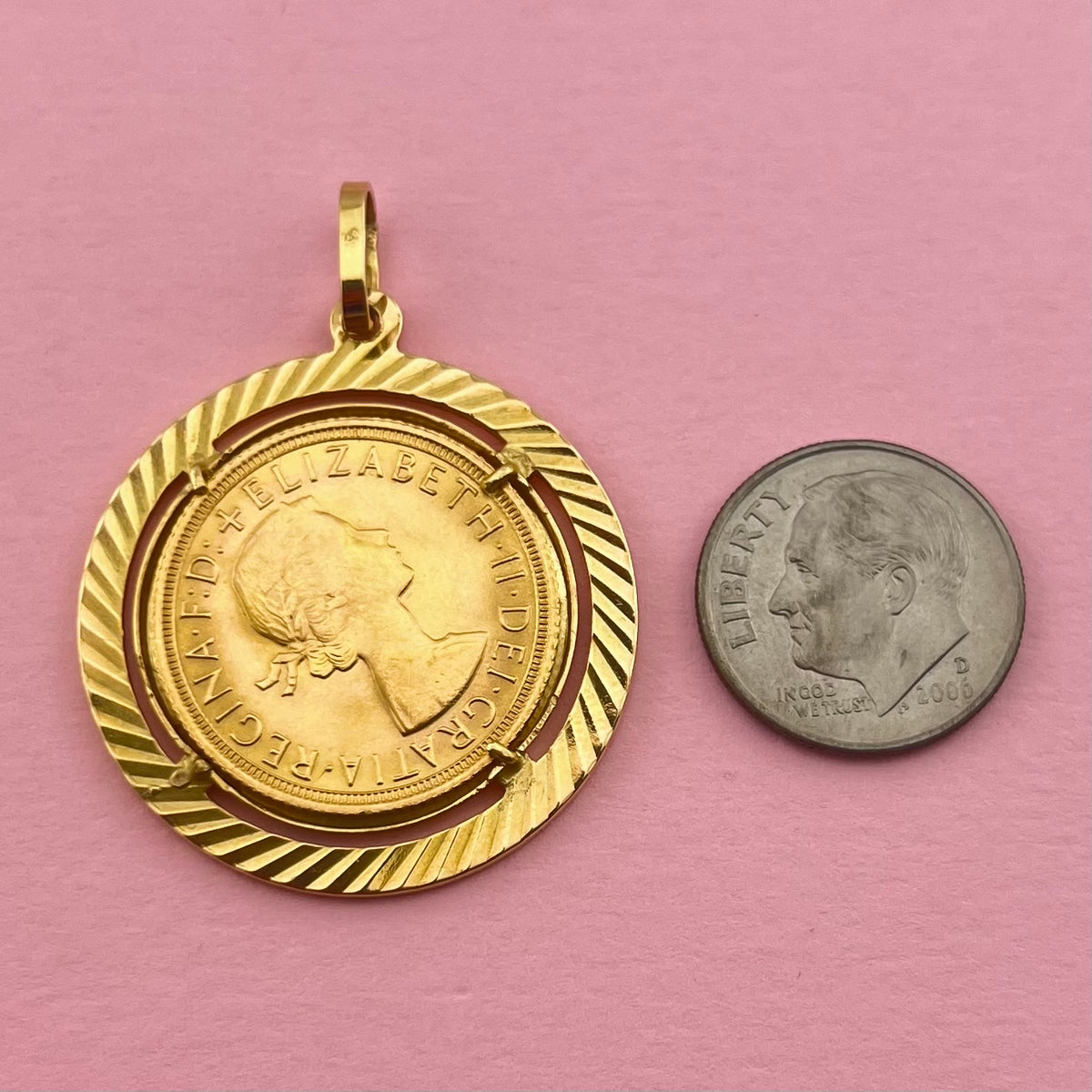 1968 Queen Elizabeth 22k Coin with Engine Turned Frame