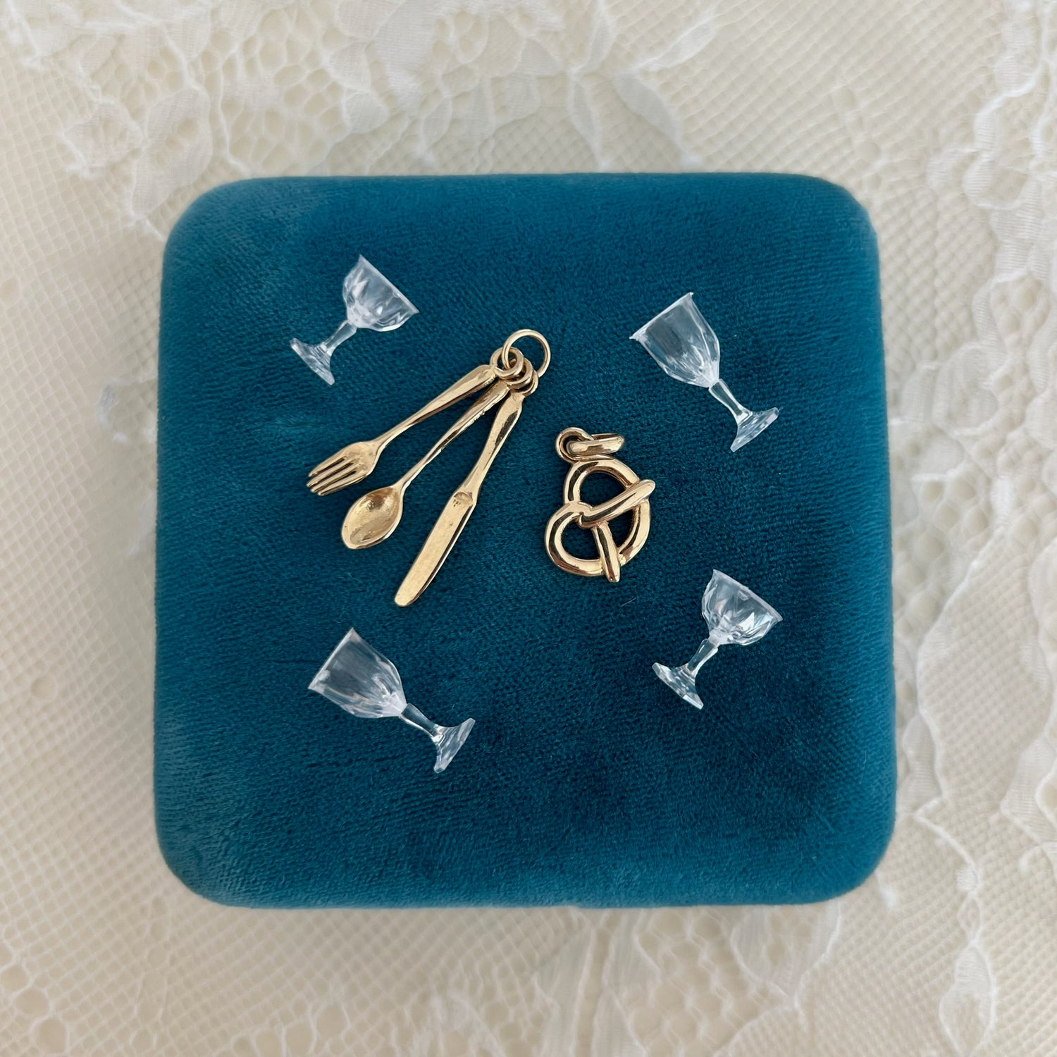 Golden Utensil Set Pendant