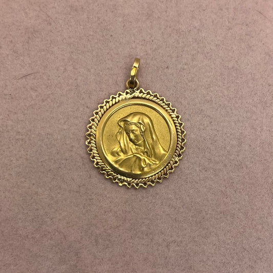 Mother Mary Medallion with Scalloped Edges
