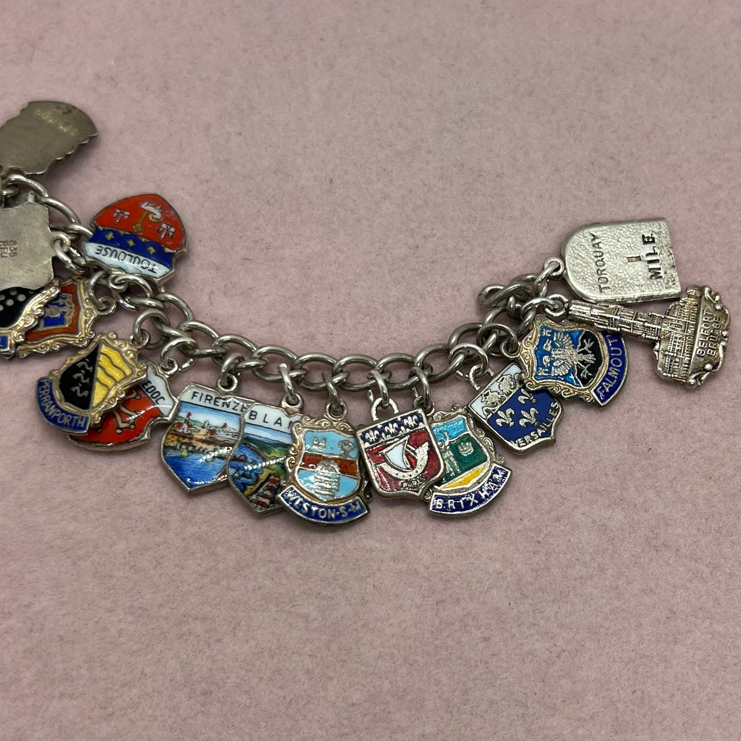 Barcelona online charm bracelet