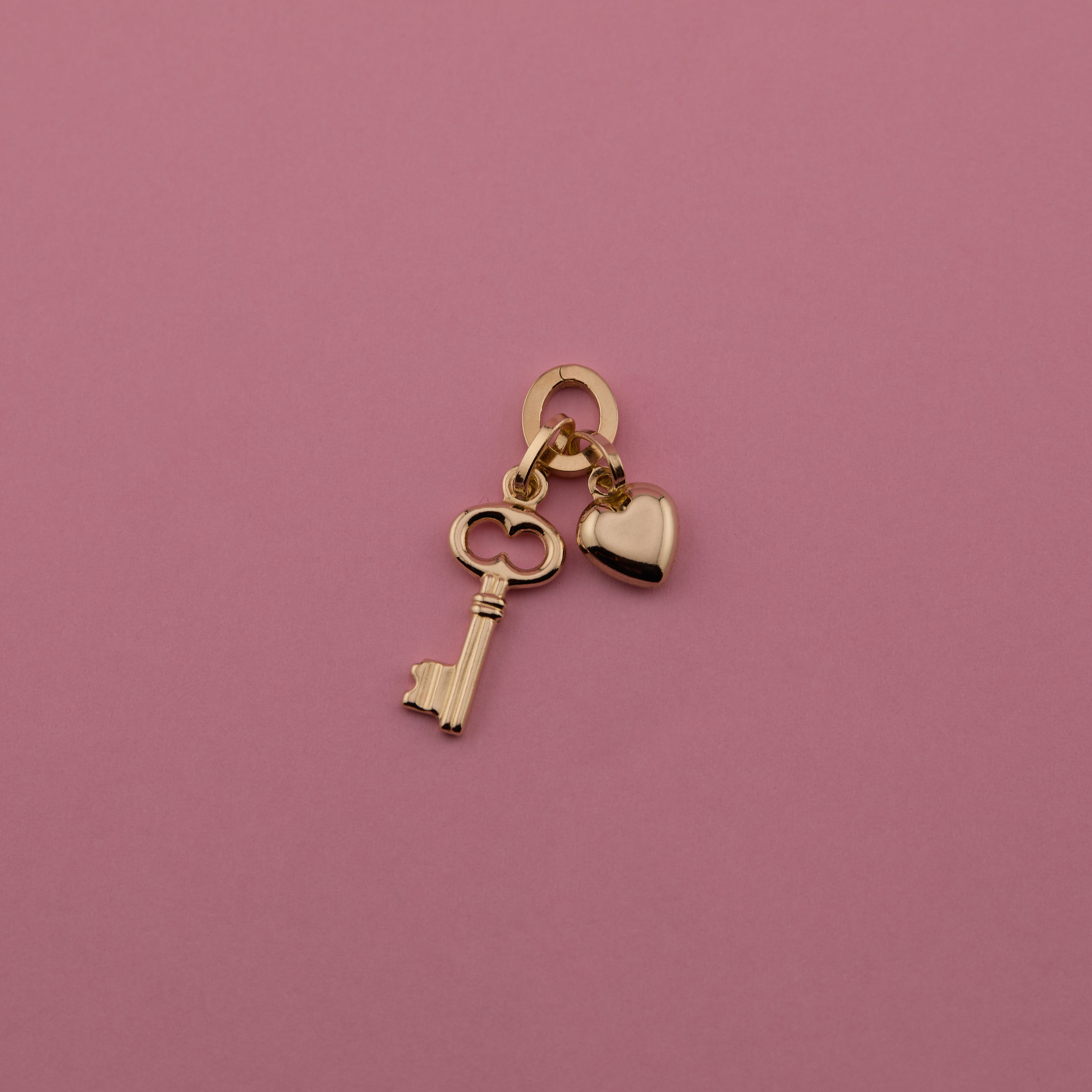 Oval Charm Holder