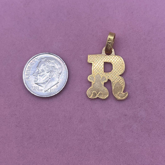 R Initial with Engraving